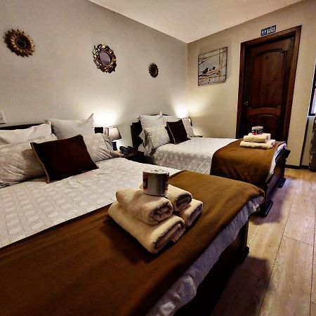 Hotel En El Centro Historico Куенка Екстериор снимка